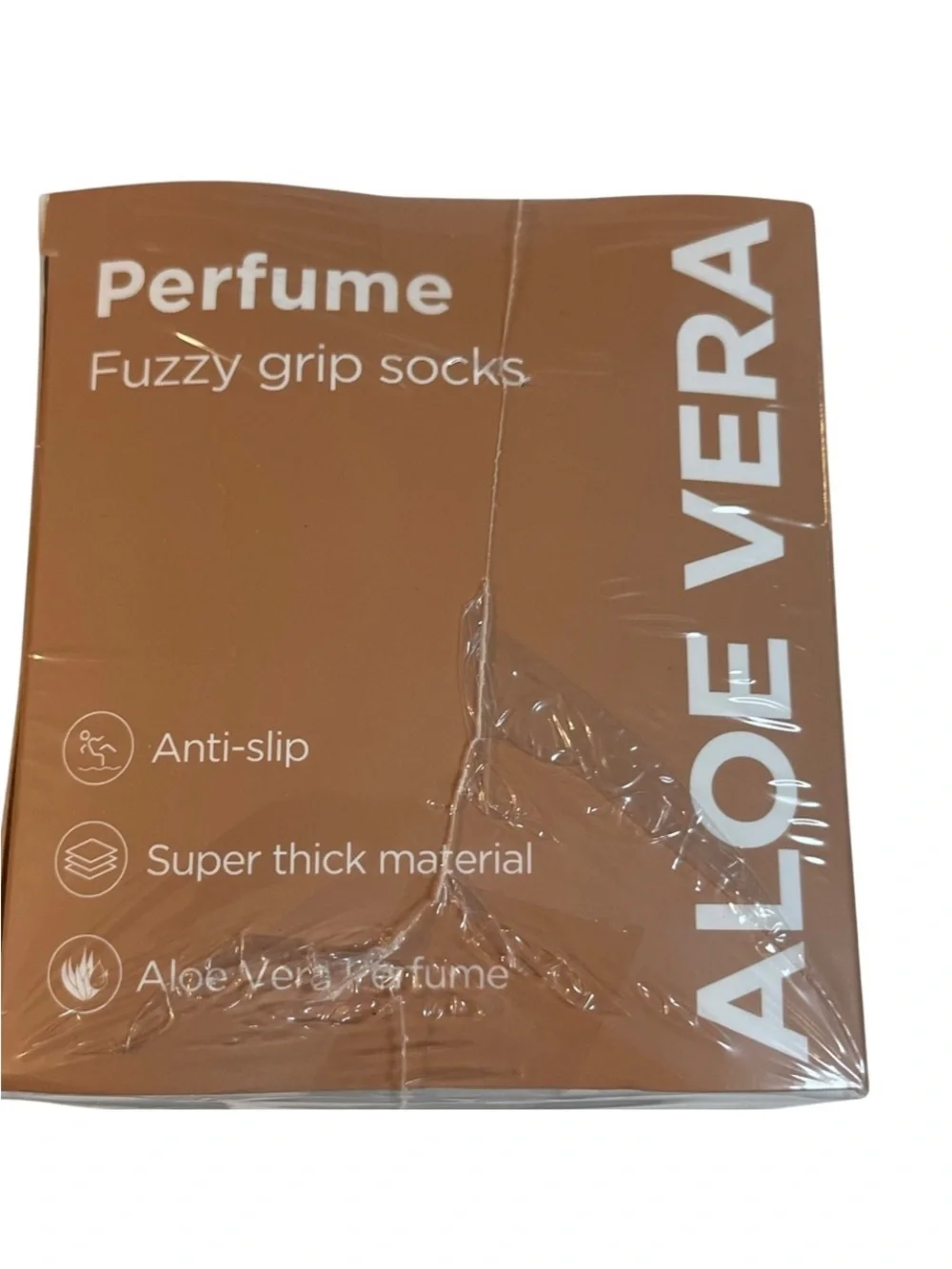 Revosoxs Super Soft Aloe Vera Perfume Non Slip Ankle Fuzzy Socks 4 Pair NWT